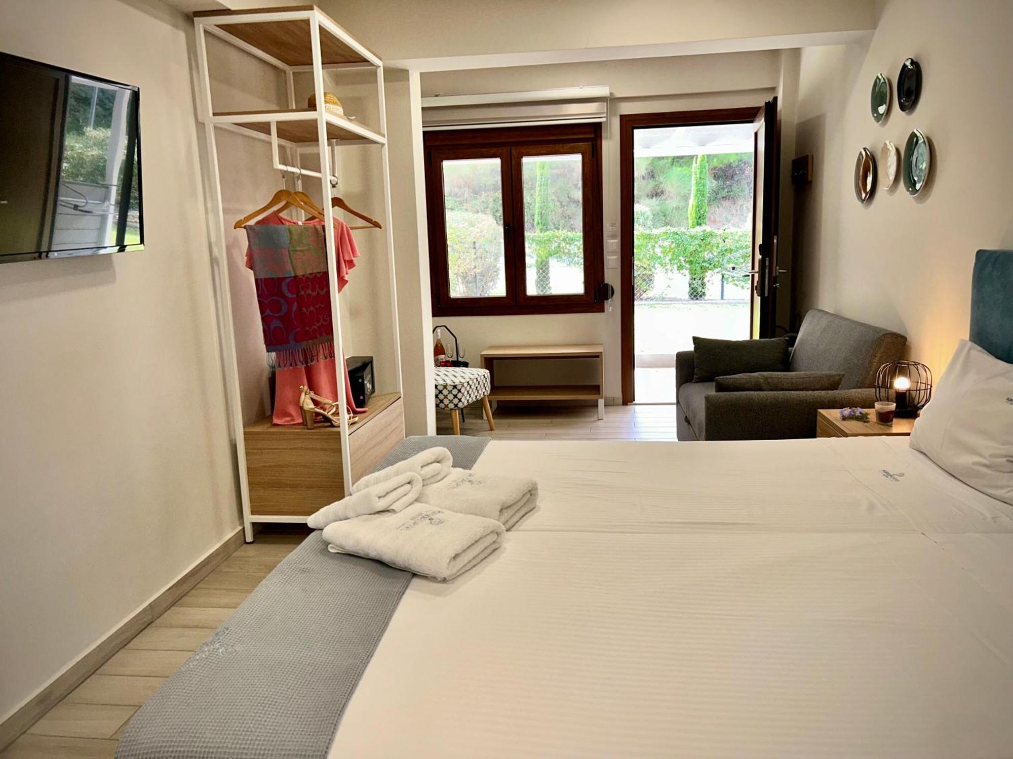 Porto Portes Suites Nea Poteidaia Zewnętrze zdjęcie